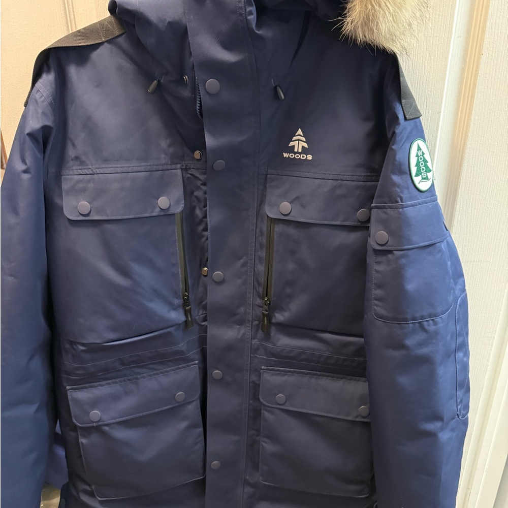 Men's Wood’s insulated parka - Large and very warm